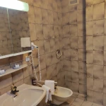 Haydn Waschbecken im Badezimmer thumbnail
